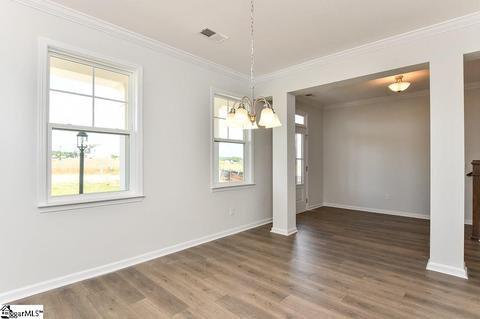 112 Townsend Ave, Greer, SC 29651 photo 6