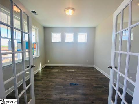 302 Townsend Ave, Greer, SC 29651 photo 5