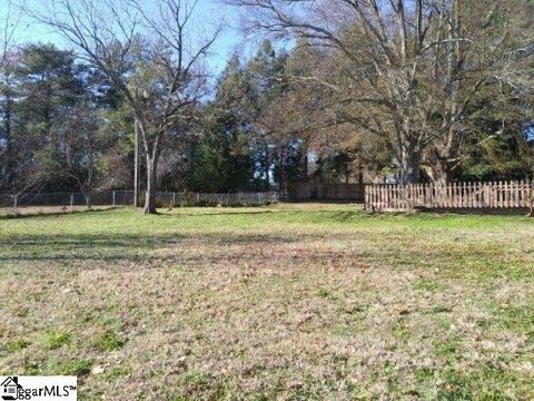 401 Taylor Rd, Greer, SC 29651 photo 4