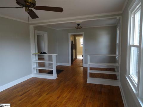 102 Mcdaniel Ave, Easley, SC 29640 photo 4