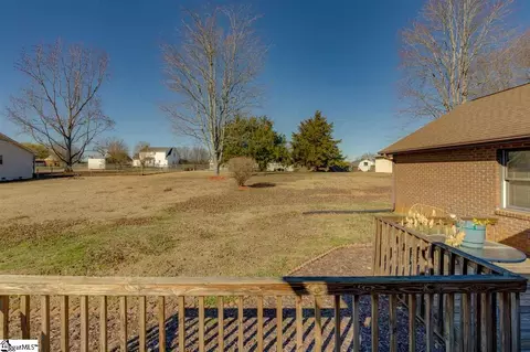 104 Boulder Ct, Easley, SC 29642 photo 27