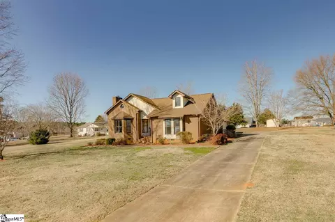 104 Boulder Ct, Easley, SC 29642 photo 2