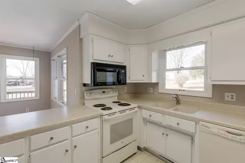104 Boulder Ct, Easley, SC 29642 photo 11
