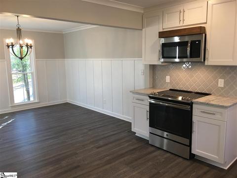201 E Walnut St, Clinton, SC 29325 photo 10