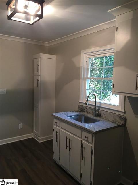 201 E Walnut St, Clinton, SC 29325 photo 14