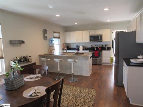 304 E Fairview Ave, Greer, SC 29651 photo 6