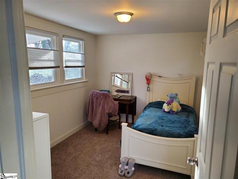 304 E Fairview Ave, Greer, SC 29651 photo 19