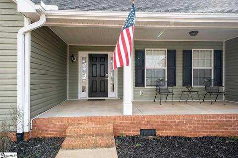 2 Wallhaven Dr, Greer, SC 29651 photo 2