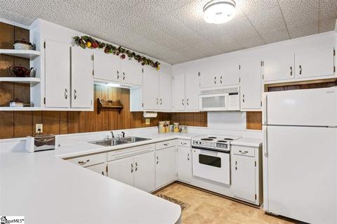 304 Ross Ave, Easley, SC 29640 photo 24