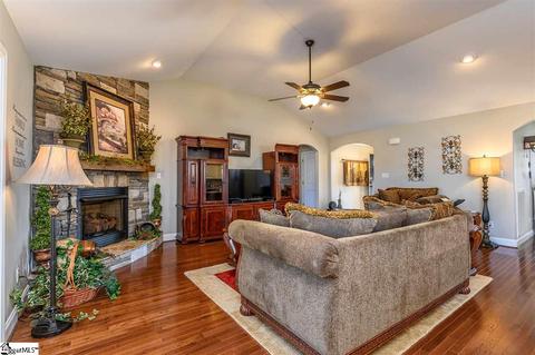 526 Cornucopia Ln, Inman, SC 29349 photo 8