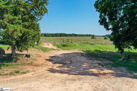 111 White Cir, Greer, SC 29651 photo 4