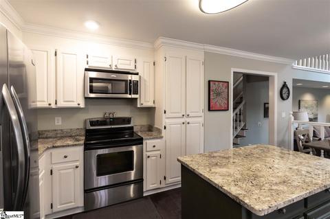 220 E Shefford St, Greer, SC 29650 photo 5