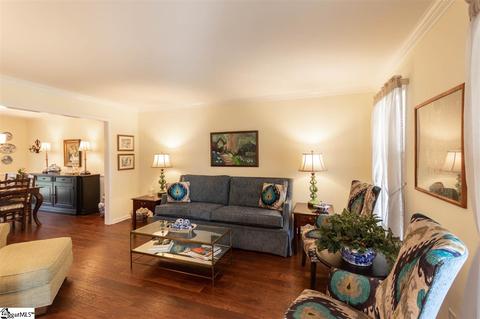 220 E Shefford St, Greer, SC 29650 photo 2