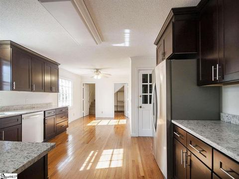 109 Terrence Ct, Greer, SC 29650 photo 13