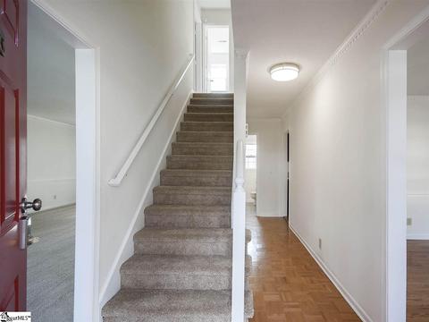 109 Terrence Ct, Greer, SC 29650 photo 4