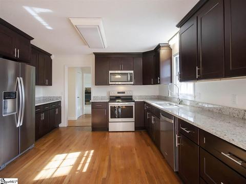109 Terrence Ct, Greer, SC 29650 photo 10