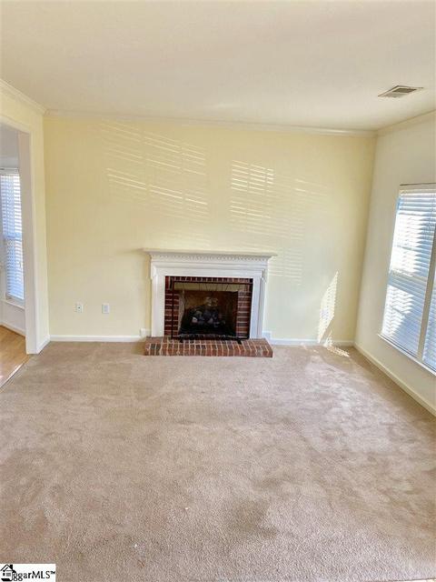 210 Spring Crossing Cir, Greer, SC 29650 photo 4