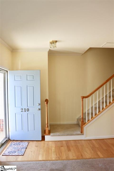 210 Spring Crossing Cir, Greer, SC 29650 photo 3