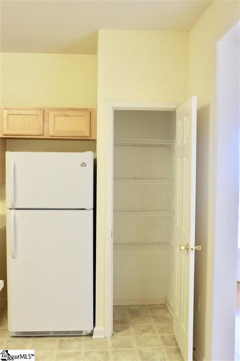 210 Spring Crossing Cir, Greer, SC 29650 photo 9