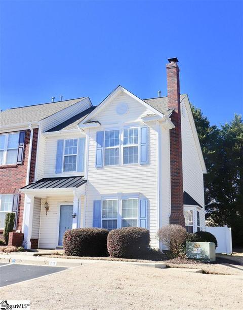 210 Spring Crossing Cir, Greer, SC 29650 photo 1