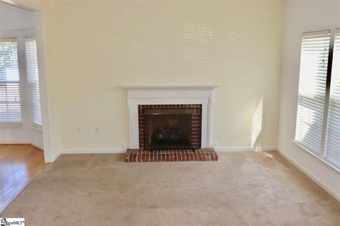 210 Spring Crossing Cir, Greer, SC 29650 photo 5