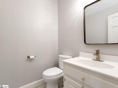 120 Baucom Park Dr, Greer, SC 29650 photo 6