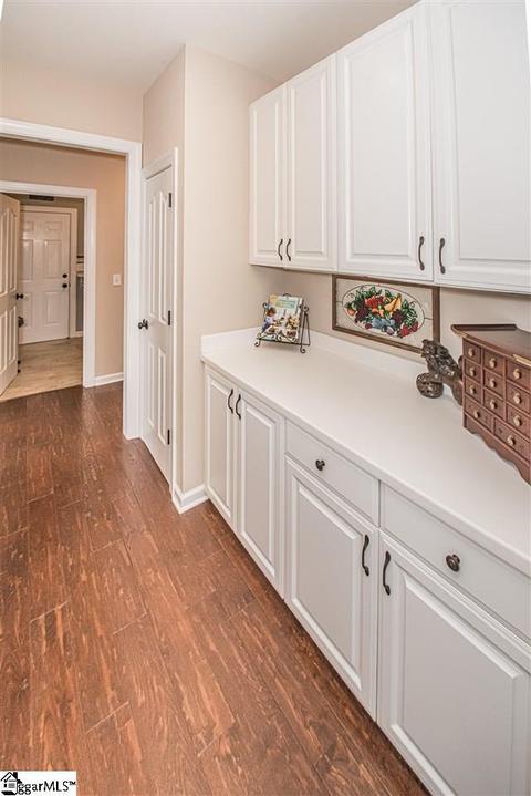 2 Wolf Den Dr, Greer, SC 29650 photo 9