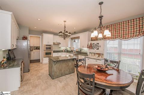 2 Wolf Den Dr, Greer, SC 29650 photo 11