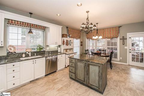 2 Wolf Den Dr, Greer, SC 29650 photo 12