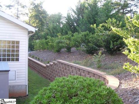 124 Winter Dr, Mill Spring, NC 28756 photo 5
