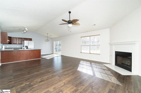409 Juniper Leaf Way, Greer, SC 29651 photo 5