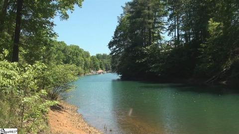 104 Running Bear Ln, Sunset, SC 29685 photo 8