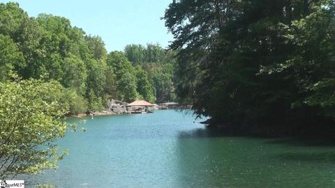 104 Running Bear Ln, Sunset, SC 29685 photo 9