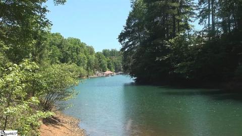104 Running Bear Ln, Sunset, SC 29685 photo 4