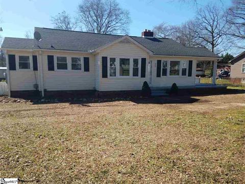 620 Maple Dr, Greer, SC 29651 photo 1