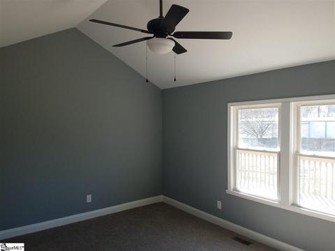 620 Maple Dr, Greer, SC 29651 photo 8
