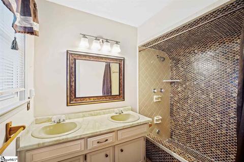 200 Echo Cir, Easley, SC 29642 photo 18