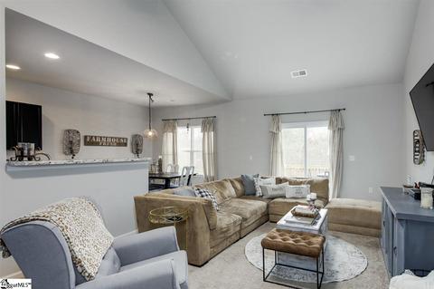 131 Flint Ln, Greer, SC 29651 photo 5