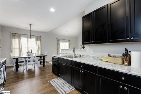131 Flint Ln, Greer, SC 29651 photo 10