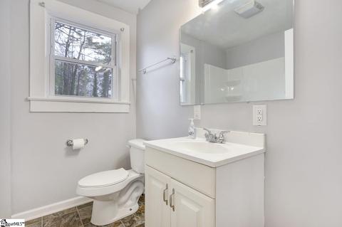 103 Augusta St, Easley, SC 29640 photo 11