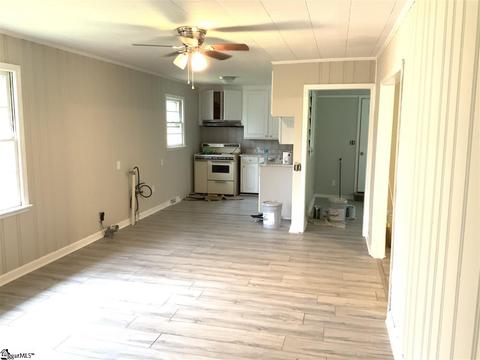 706 Overbrook Dr, Seneca, SC 29678 photo 5