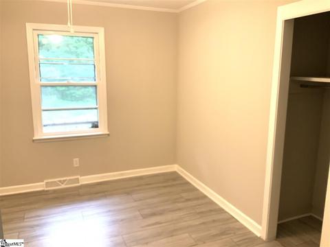 706 Overbrook Dr, Seneca, SC 29678 photo 6
