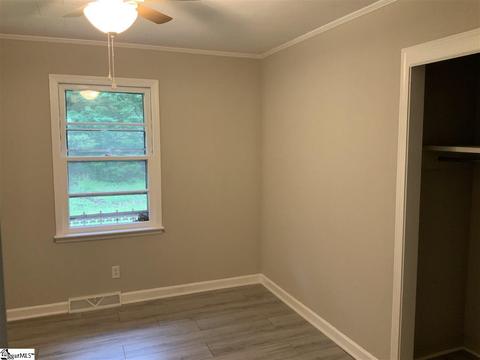 706 Overbrook Dr, Seneca, SC 29678 photo 7