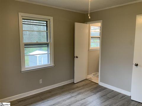 706 Overbrook Dr, Seneca, SC 29678 photo 11