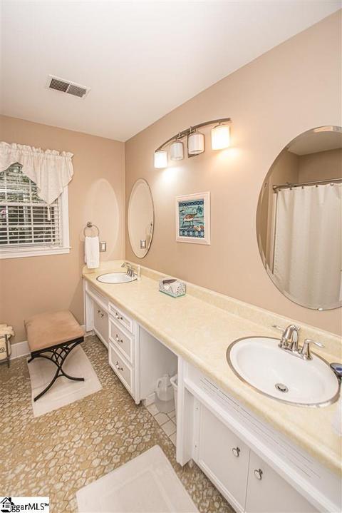 210 Middle Brook Rd, Greer, SC 29650 photo 35
