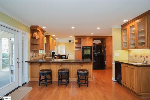 116 Terrence Ct, Greer, SC 29650 photo 6