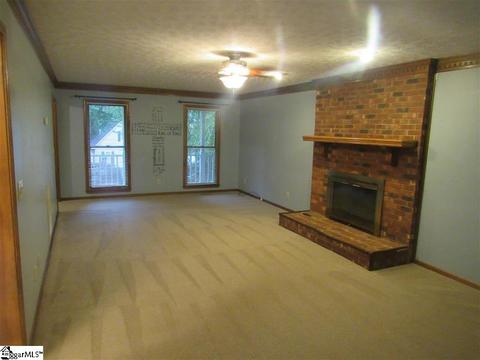 206 Glen Laurel Dr, Easley, SC 29642 photo 4