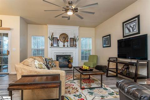 3 Renforth Rd, Simpsonville, SC 29681 photo 4