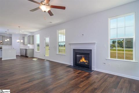 602 N Meadows Ln, Easley, SC 29642 photo 3