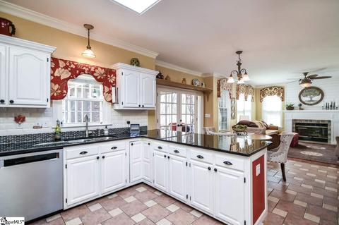 115 Winterthur Dr, Greer, SC 29650 photo 10